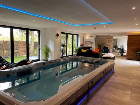 Beautiful lodge with private spa