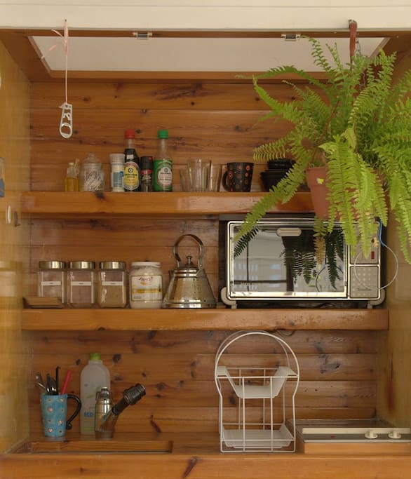 Nice Kitchenette with everything