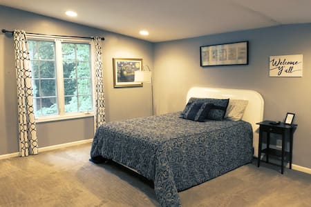 Penthouse suite in Charlotte’s best neighborhood