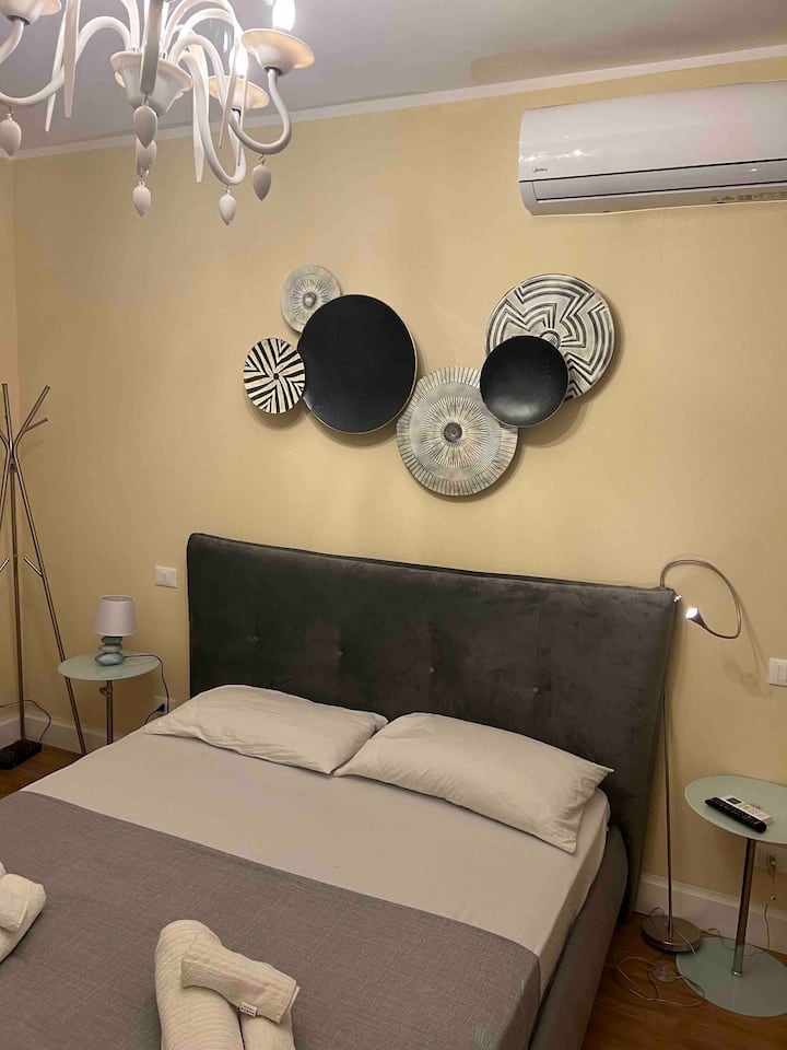 საძინებელი 1