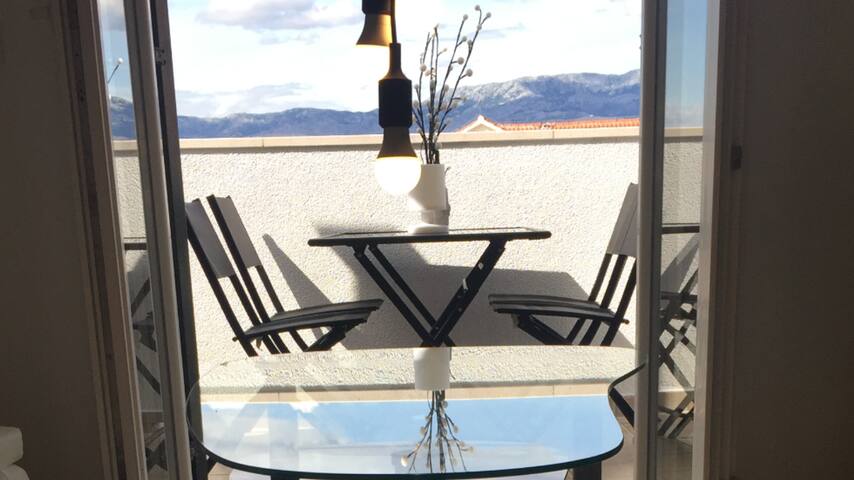 4 stars - APT NEW CHIC - NEW!CITY/BEACHES/LOCATION