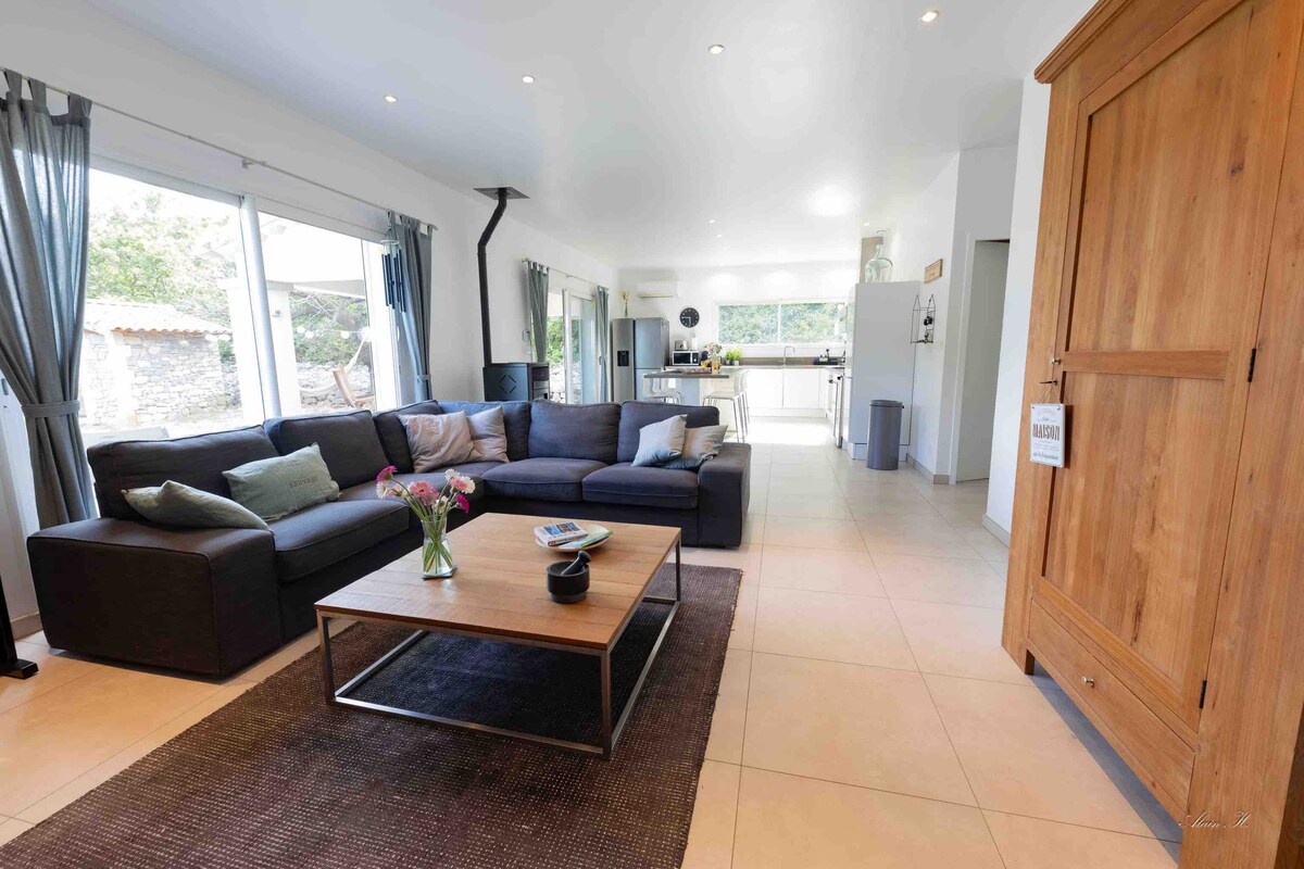 Popular Airbnb listing: Air-conditioned accommodation with heated pool in Les Vans