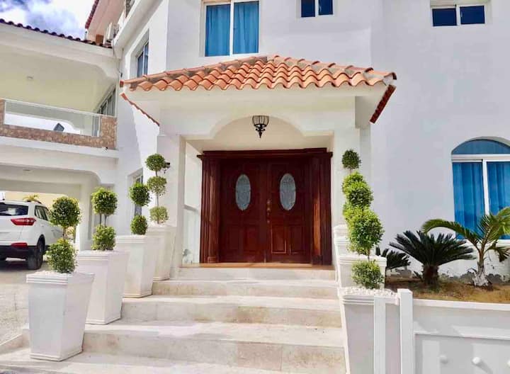 Playa MonteRío Villa Liz, AZUA Dominican republic Villas en alquiler