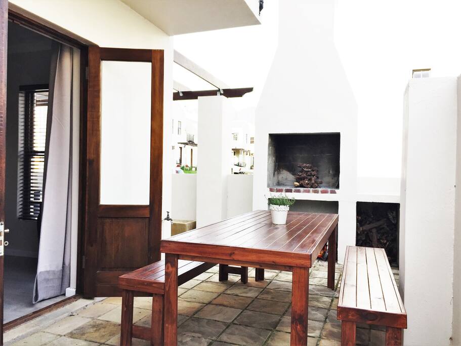Outside entertainment area with braai