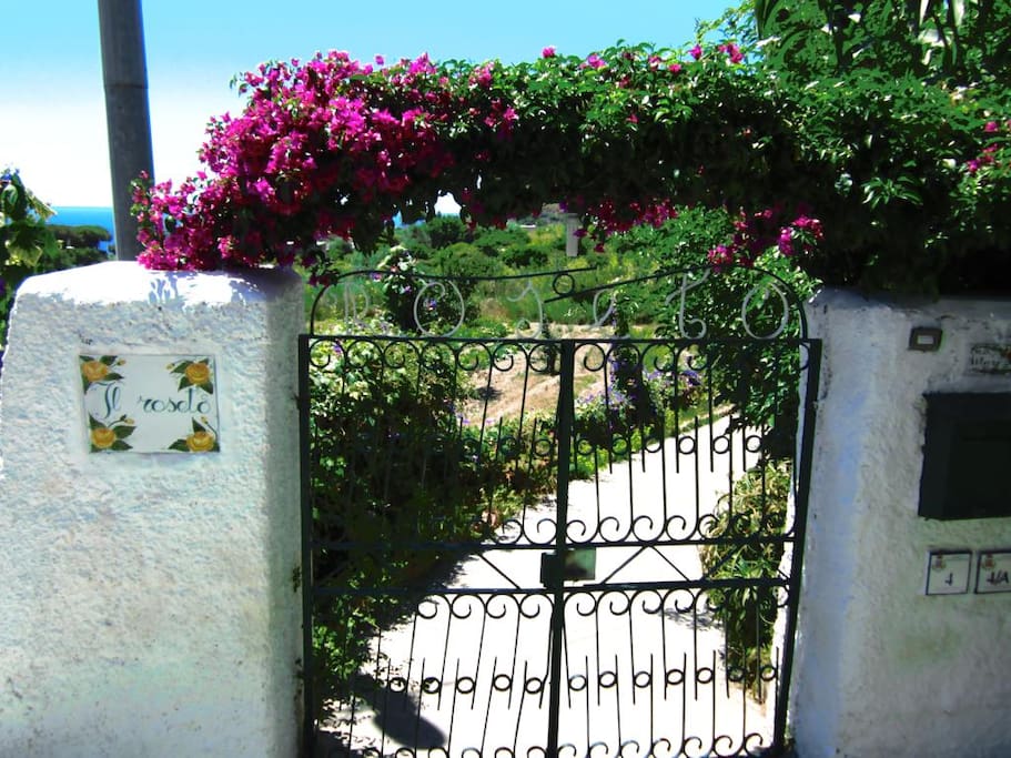 Cancello di entrata.