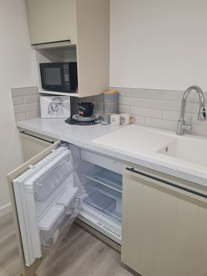 Spacious House Annexe In Bristol - Bristol