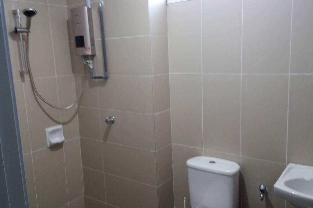 ALL TOILET WITH WATER HEATER
