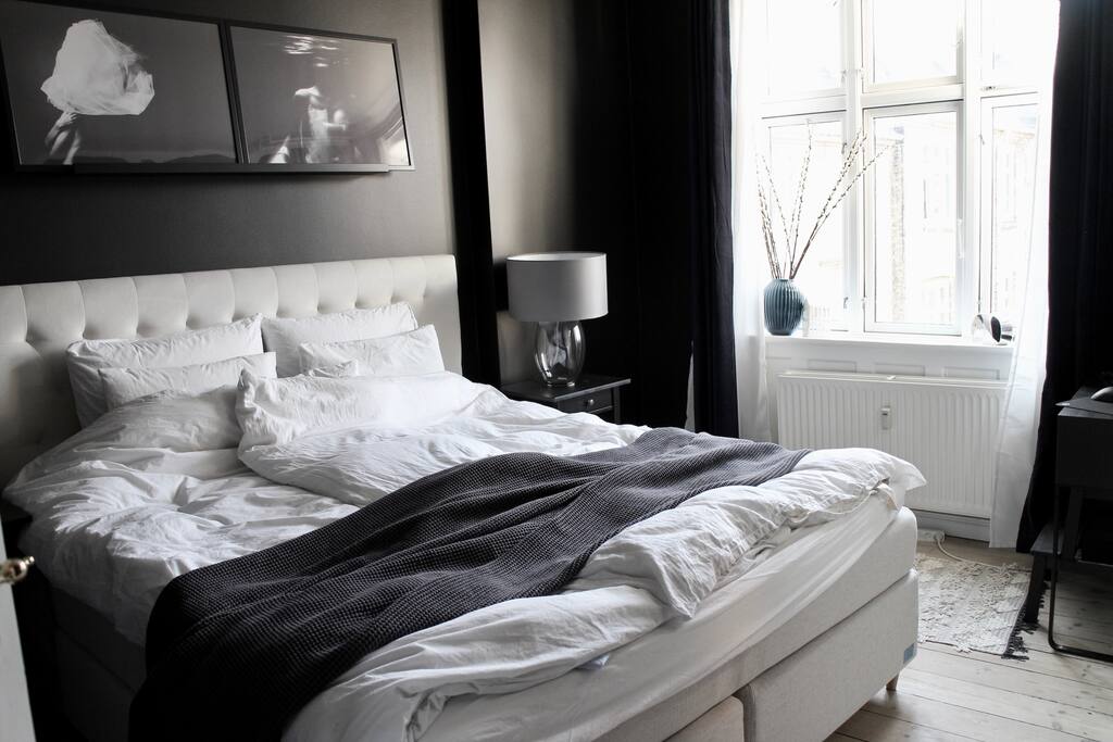 Quite bedroom with a calming atmosphere.