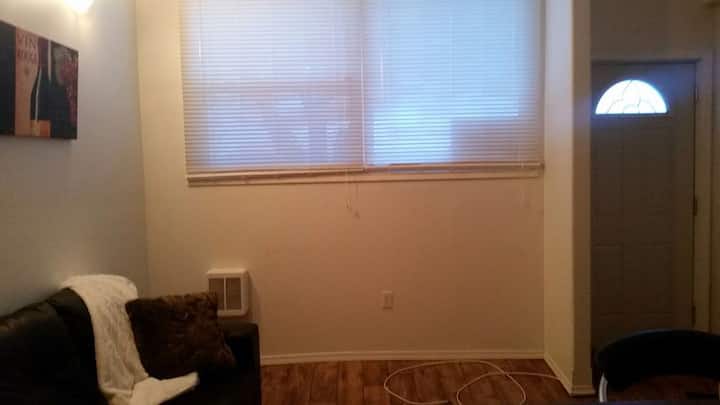 Souris #1
1 Bedroom Apt. W/hidabed - Souris