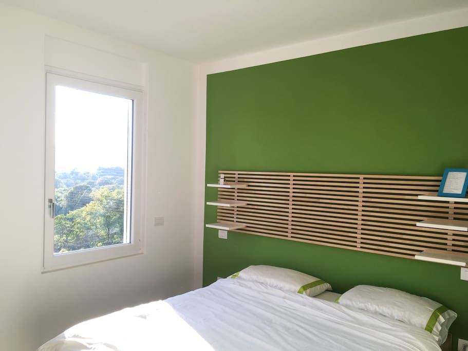 Room1