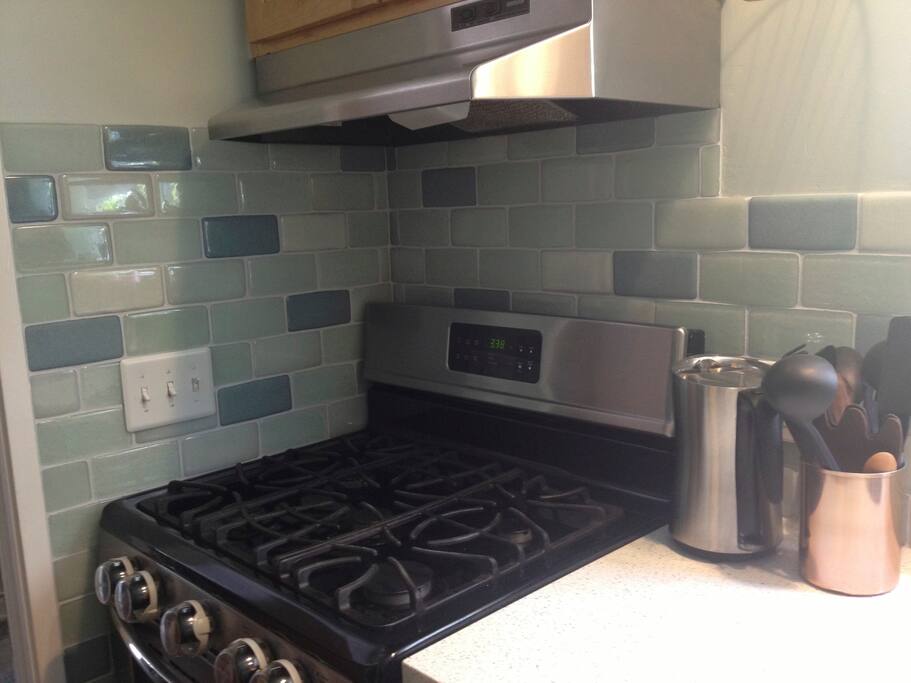 5-burner gas stove