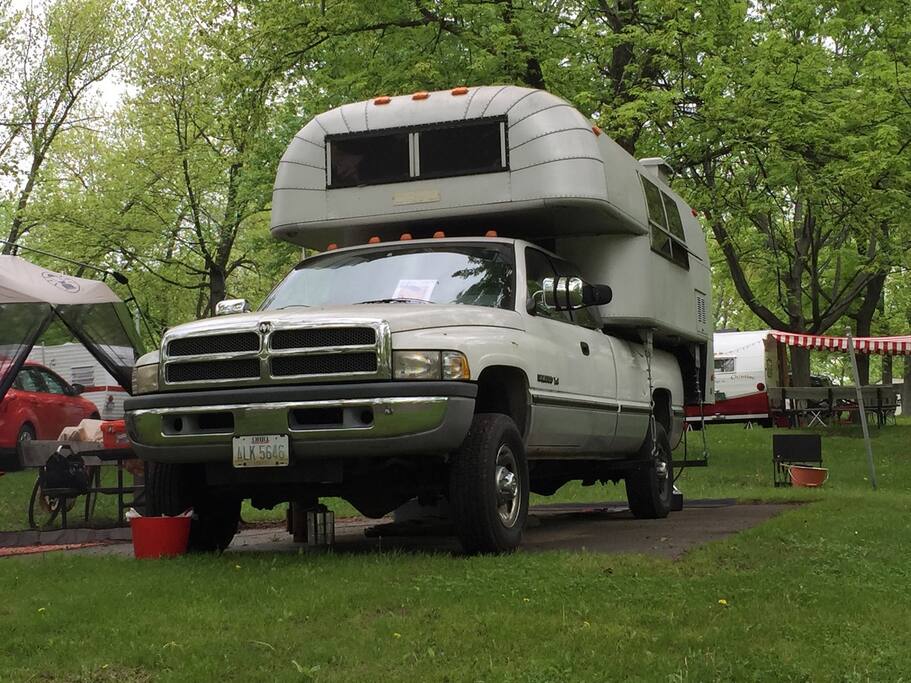 TC at annual Tin Can Tourist Rally