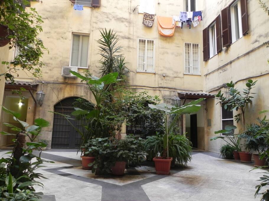 Cortile del palazzo