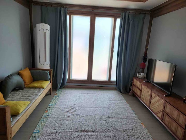 군산 외곽에 위치한 공기좋고 정원이 마당좋은 상평주택 - 나운3동