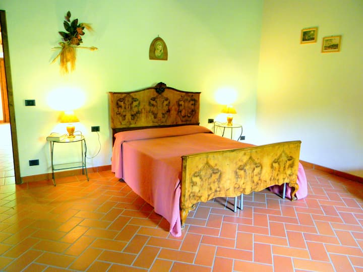 Спална соба 8