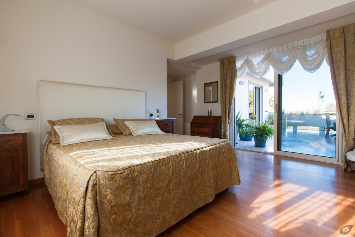 Luxury Mountain View Penthouses for Sale in Polanco Iv ... - JamesEdition