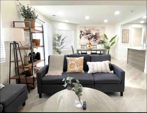 2022 brand new remodel gated town house