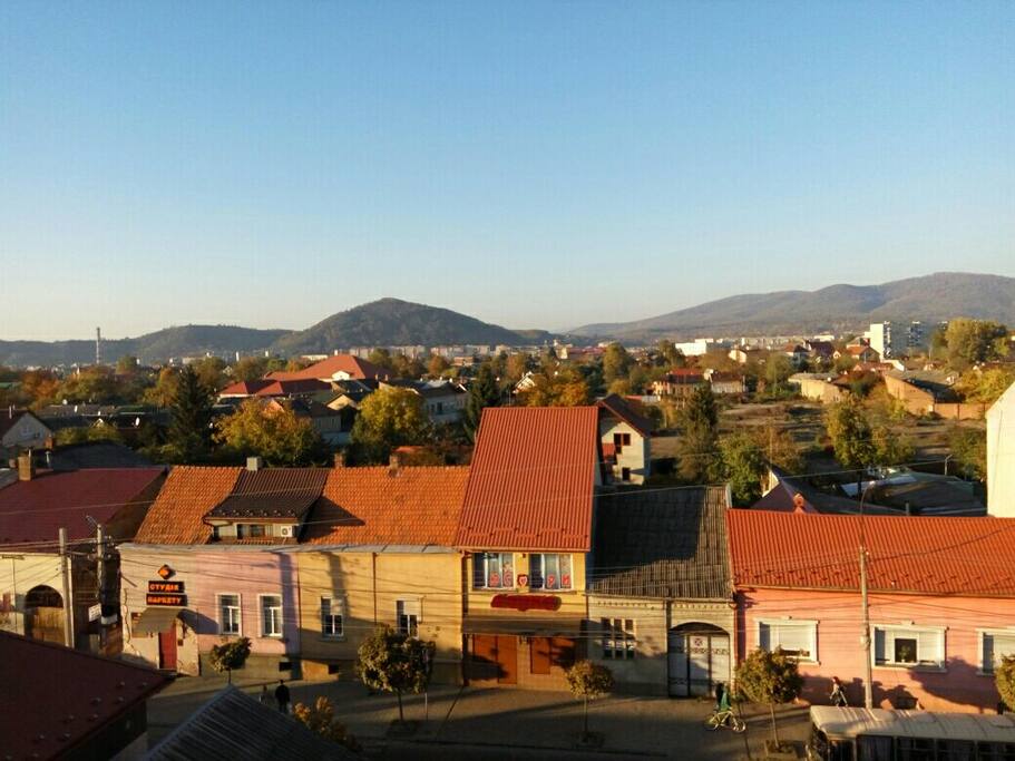 Вид из окон и балкона на прекрасные горы Карпат