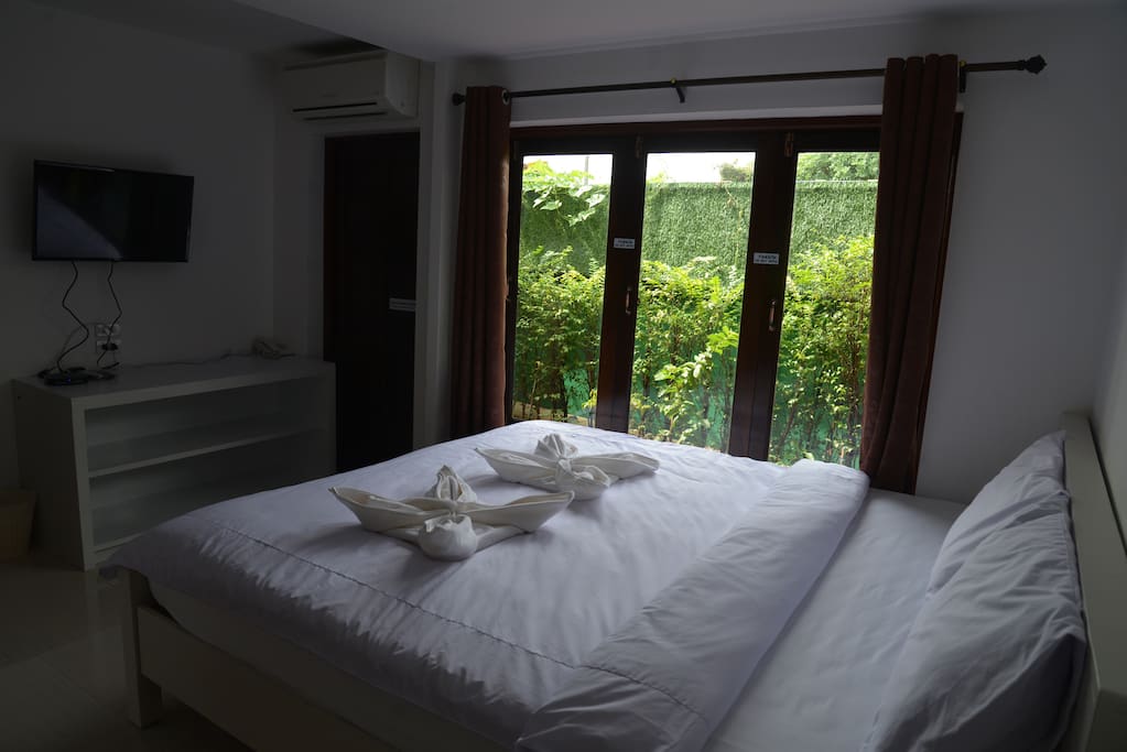Downstairs King Size Bed