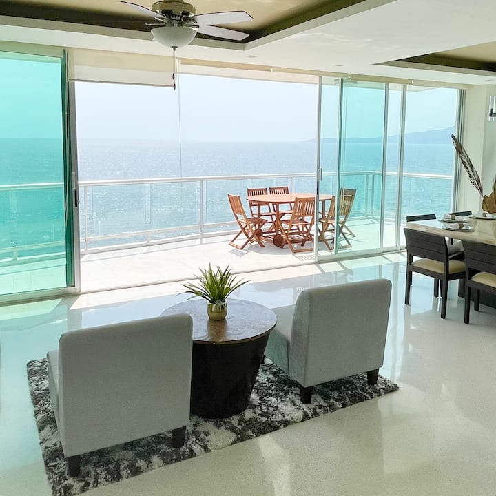 Luxury Beach Penthouse Infinity Pool & Rooftop Bar - Nuevo Vallarta