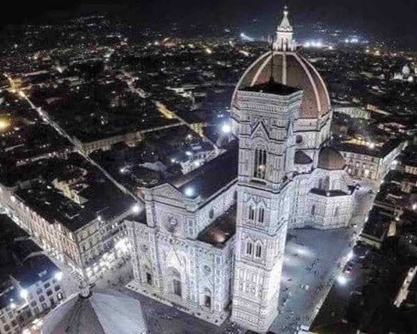 HSH DUOMO – luxury new 130sqm apt – elevator/lift