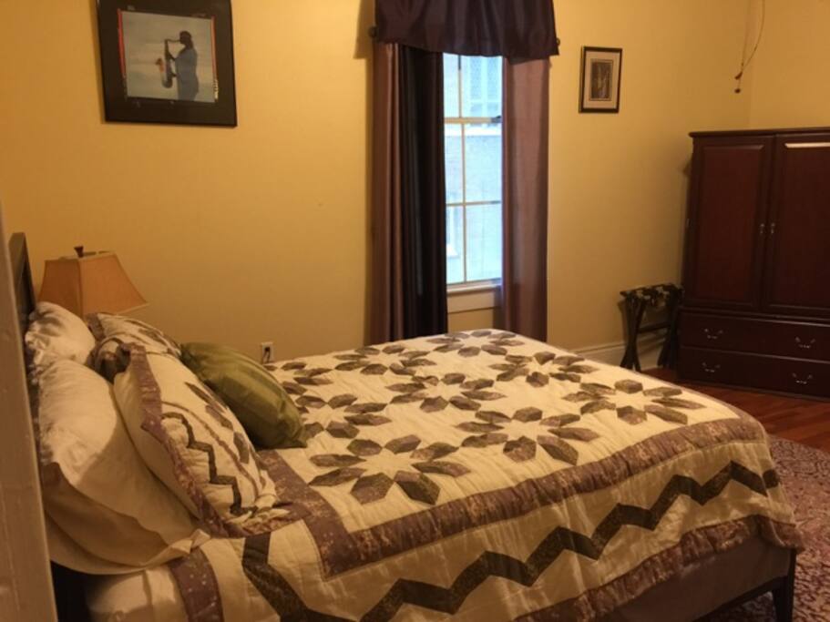 Queen Room