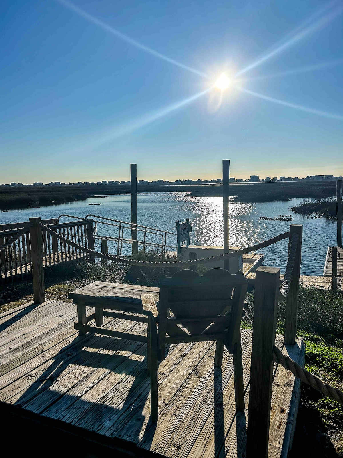 LAB Shack-Waterfront + Marshwalk + Awesome Home! - Houses for Rent in ...