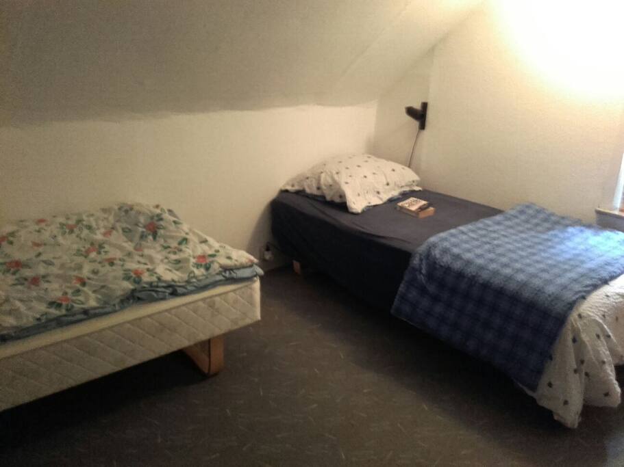 doubleroom with a singleroom beside