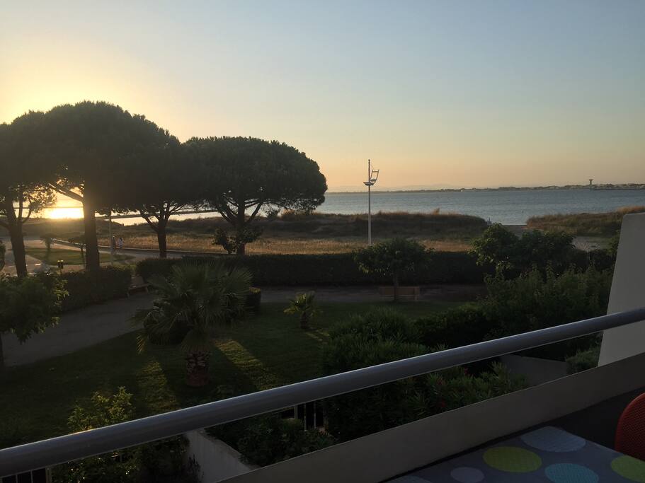 Coucher du soleil depuis la Terrasse-balcon