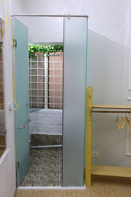 Bathroom in the bedroom (Toilet is separated on the 1st floor)