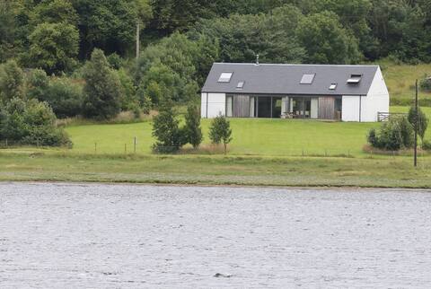 Burnside Lodge on the Shore of Loch Long,  Dornie