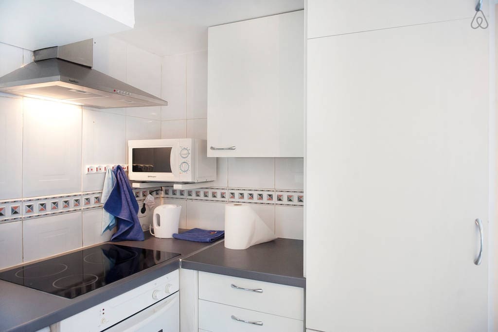 Fully furnished kitchen