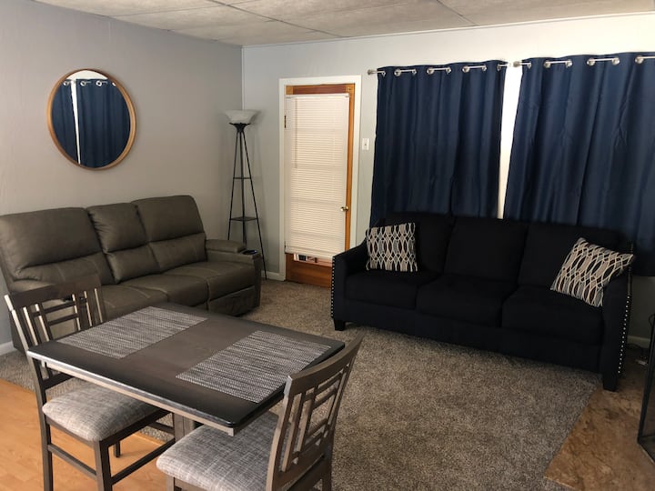 Waterfront Cottage on Secord Lake Cottages for Rent in Alger