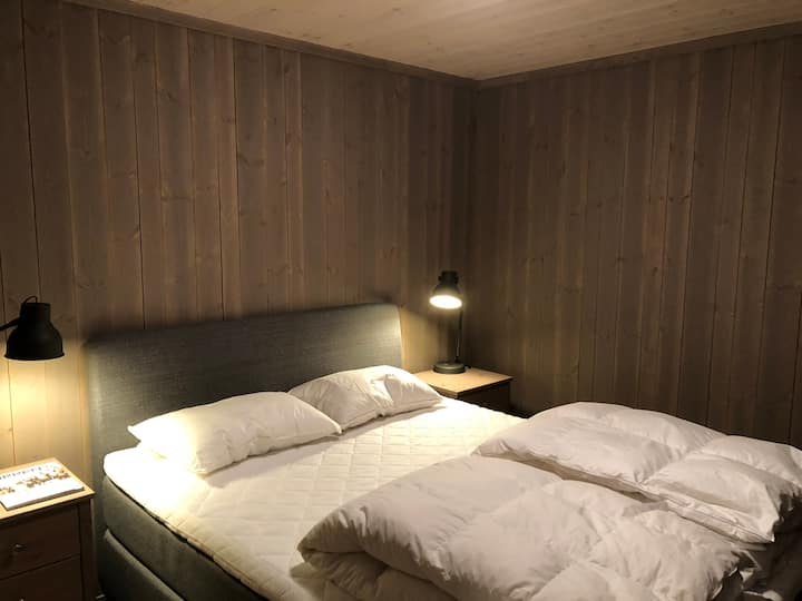 Soverom 1/ غرفة النوم 1