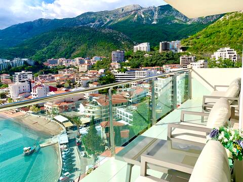Luxury mountain sea view and free parking