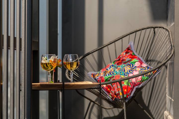 Skyrim Vive La Magia del Barrio Roma-Condesa 6pax gallery image 3