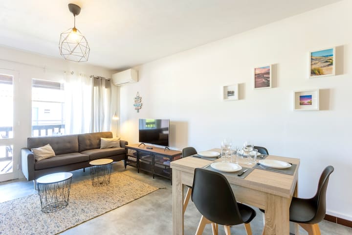 Agréable Appartement Duplex Climatisé Et Convivial - Le Grau-du-Roi