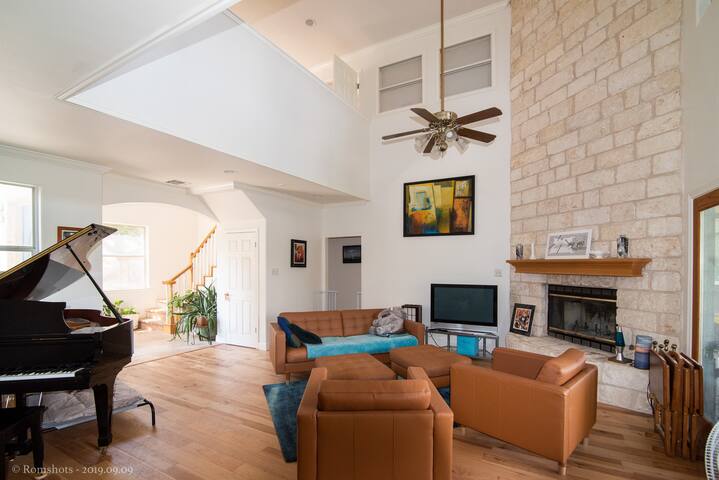 Beautiful Room on 5 acres