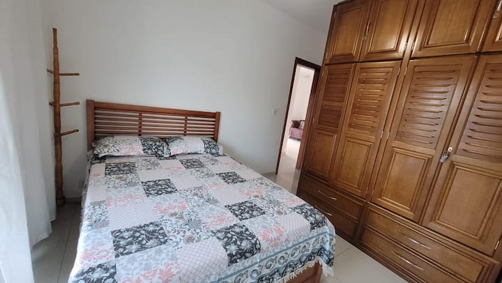 带卫生间的卧室 