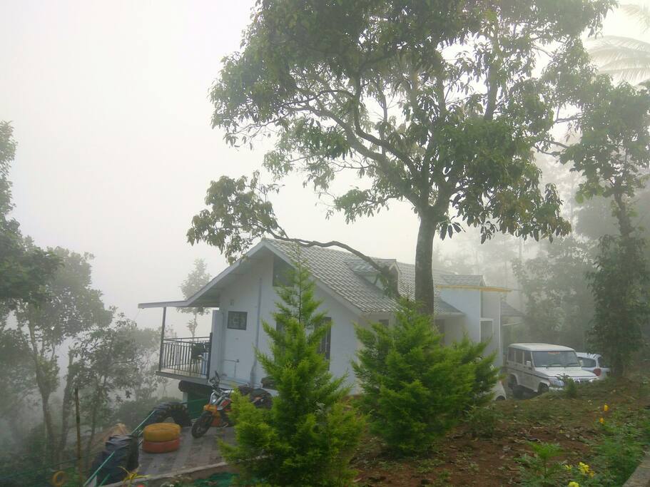 Misty morning @ Riders Villa