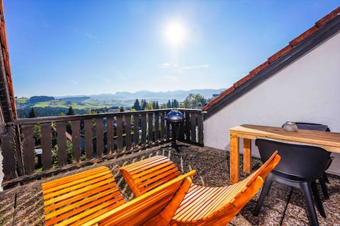 Allgäu Panorama Chalet in Oberreute with style