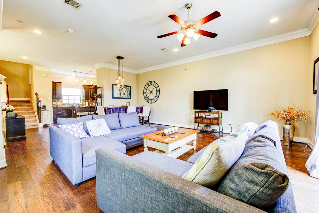 Open-concept living area has all the essentials for dining, relaxing, and enjoying your stay! Large television has all the premium channels