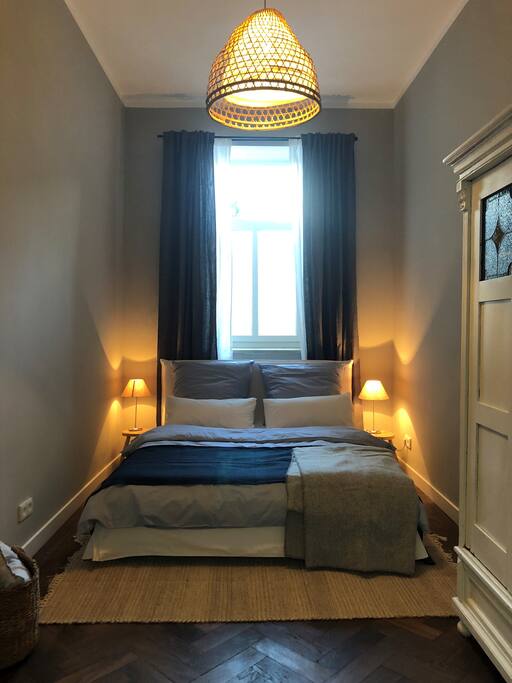 Schlafzimmer 1