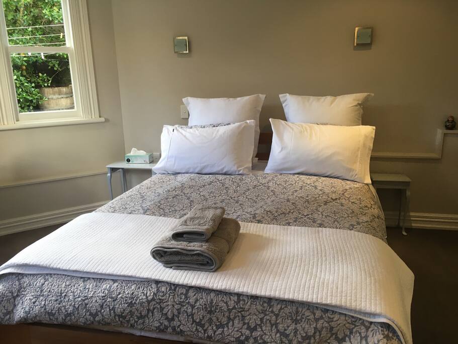 Very comfortable Queen Bed with ensuite and walk in wardrobe.