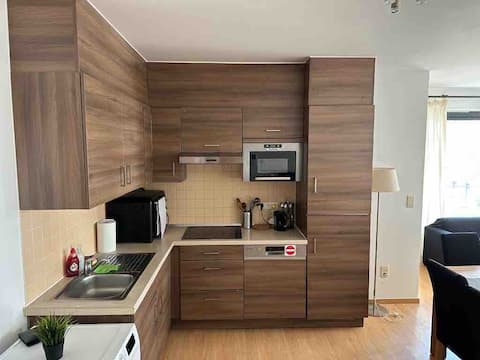 Top Airbnb: Light, Spacious apartment in center of Brussels! in Saint Josse Ten Noode Sint Joost Ten Node