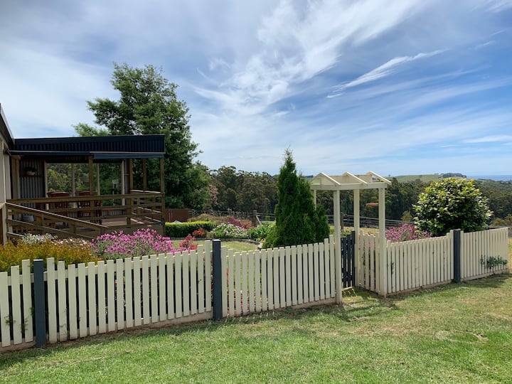 Penguin Farm Retreat Spa Cottage Farm stays for Rent in Penguin, Tasmania, Australia Airbnb Penguin Farm Retreat Spa Cottage Farm stays for Rent in Penguin, Tasmania, Australia Airbnb