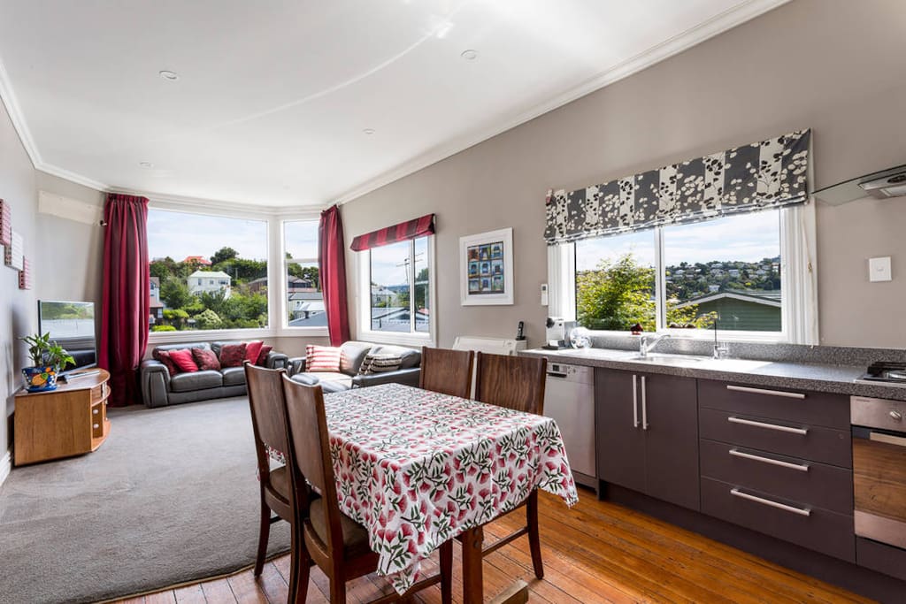 Living romm & Kitchen
