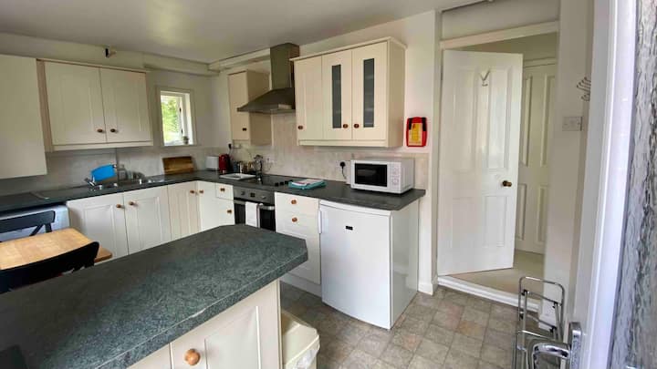 A Secluded And Self Contained Annex For Two Guests - Milford on Sea