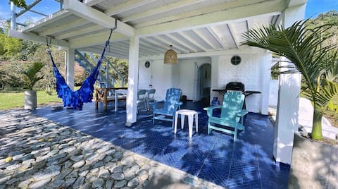 Riverfront cabin in San Rafael, Guatapé, Ant.