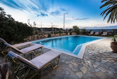 Waterfront  villa.Private pool Pericles villa